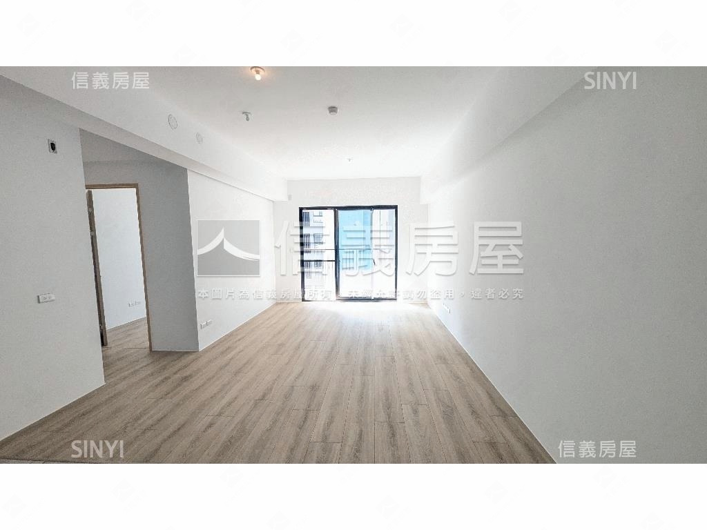 鉅虹映一彎綠朝南三房平車房屋室內格局與周邊環境