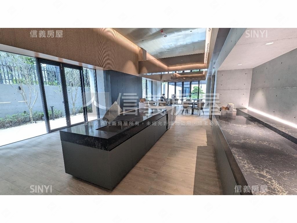 鉅虹映一彎綠朝南三房平車房屋室內格局與周邊環境