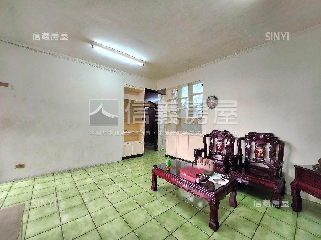 中正路公寓二樓房屋室內格局與周邊環境