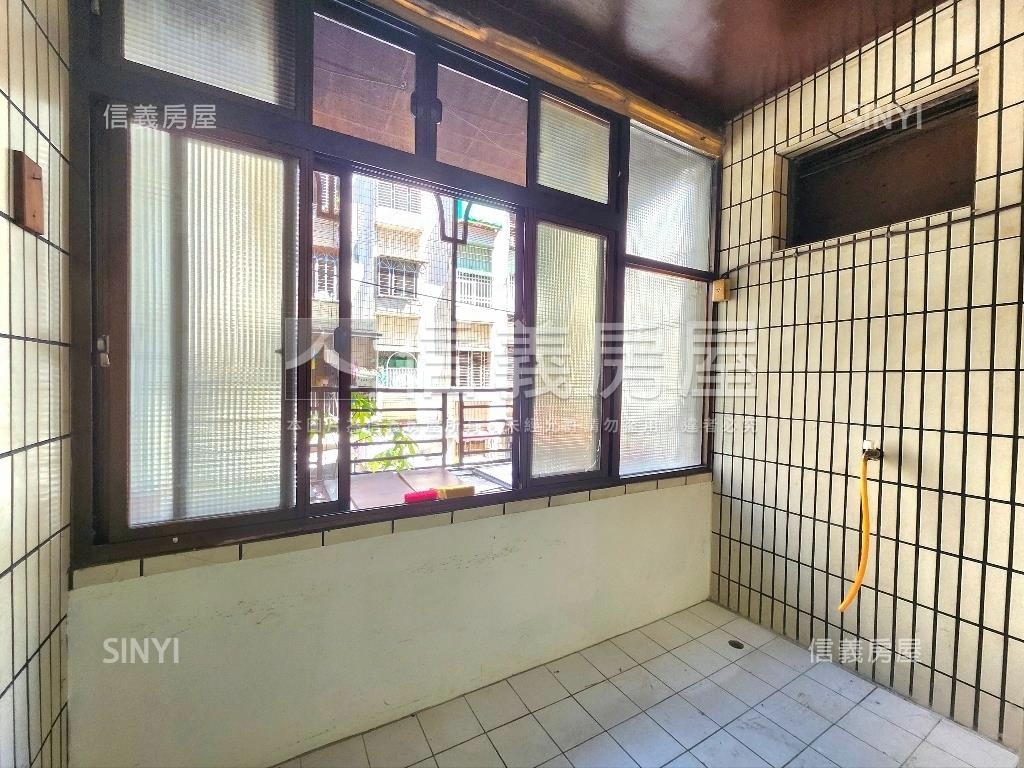 中正路公寓二樓房屋室內格局與周邊環境