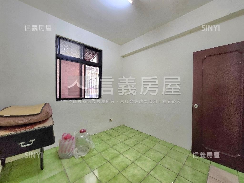 中正路公寓二樓房屋室內格局與周邊環境