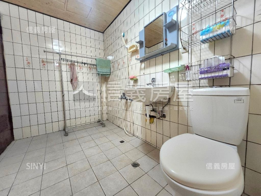 中正路公寓二樓房屋室內格局與周邊環境
