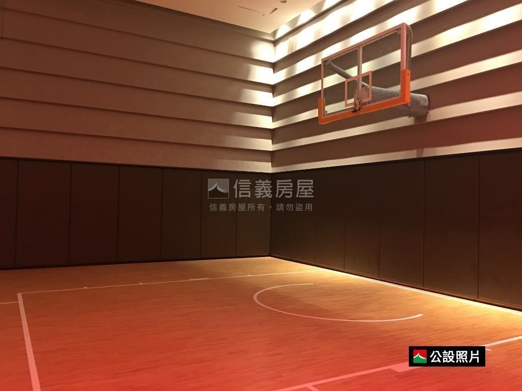 由鉅大謙裝潢四房附三車位房屋室內格局與周邊環境