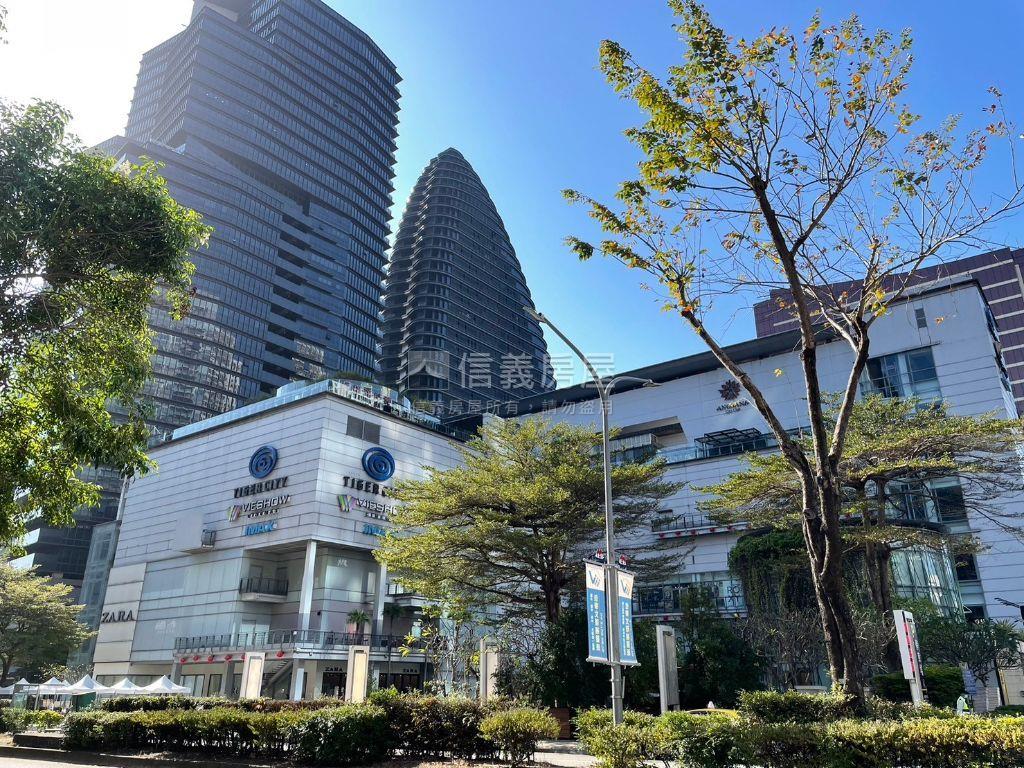 由鉅大謙裝潢四房附三車位房屋室內格局與周邊環境