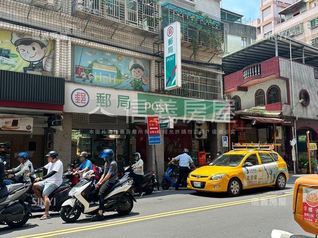 稀有方正電梯三房房屋室內格局與周邊環境