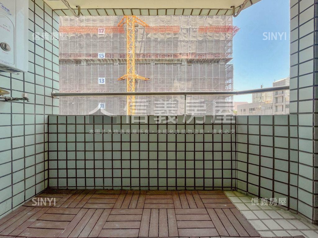 中科次頂樓質感三房可談房屋室內格局與周邊環境