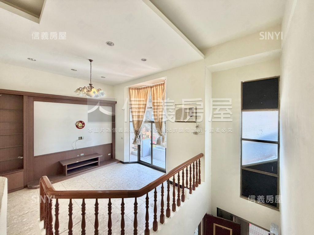 賢北面寬挑高樓中樓車墅房屋室內格局與周邊環境