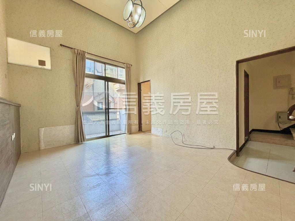 賢北面寬挑高樓中樓車墅房屋室內格局與周邊環境