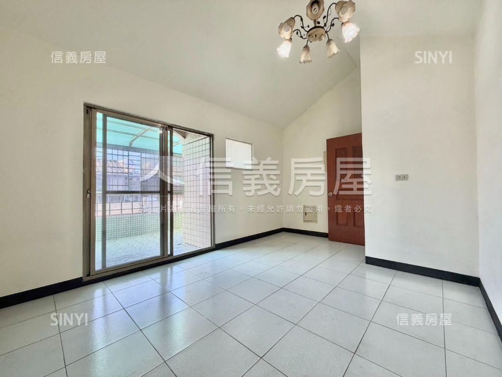 賢北面寬挑高樓中樓車墅房屋室內格局與周邊環境