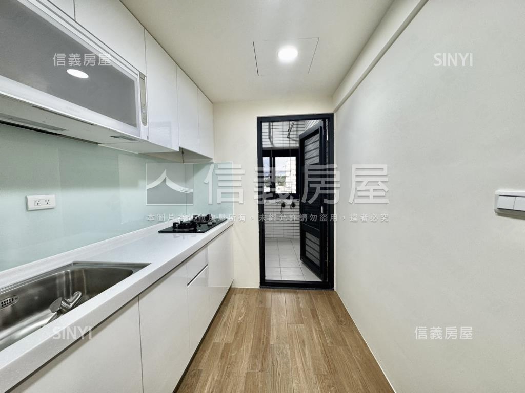近精武車站精緻美三房房屋室內格局與周邊環境