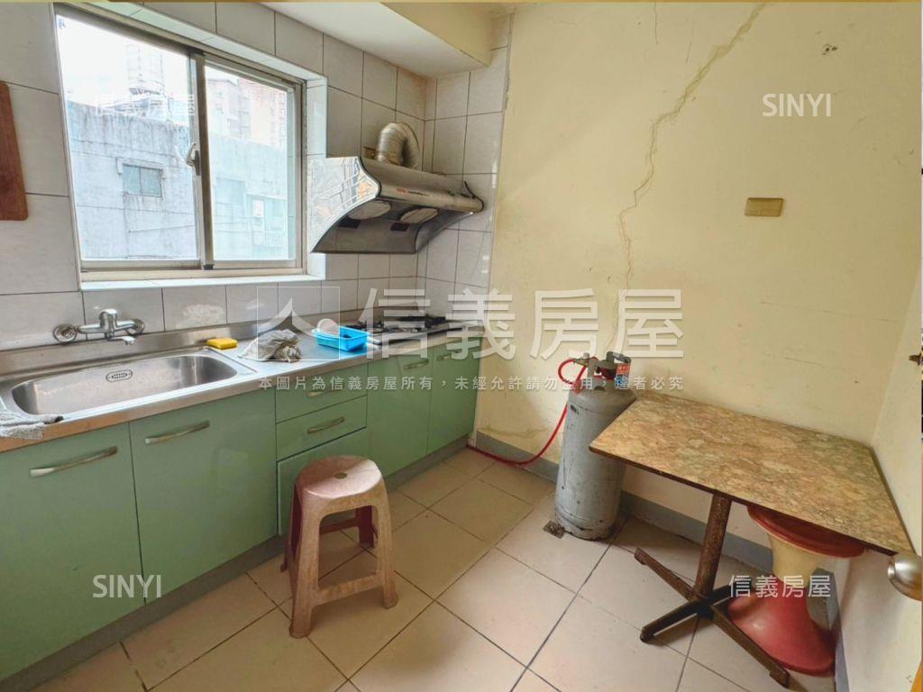 龜山后街黃金聚寶居房屋室內格局與周邊環境