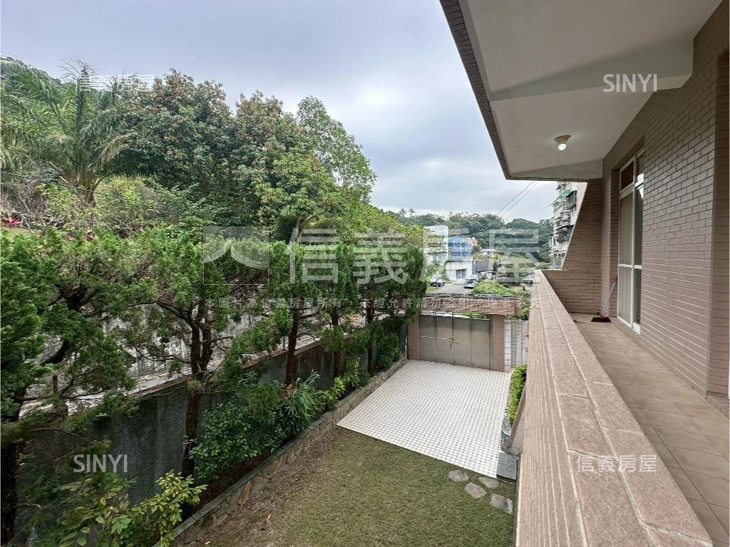 七段住二大別墅房屋室內格局與周邊環境