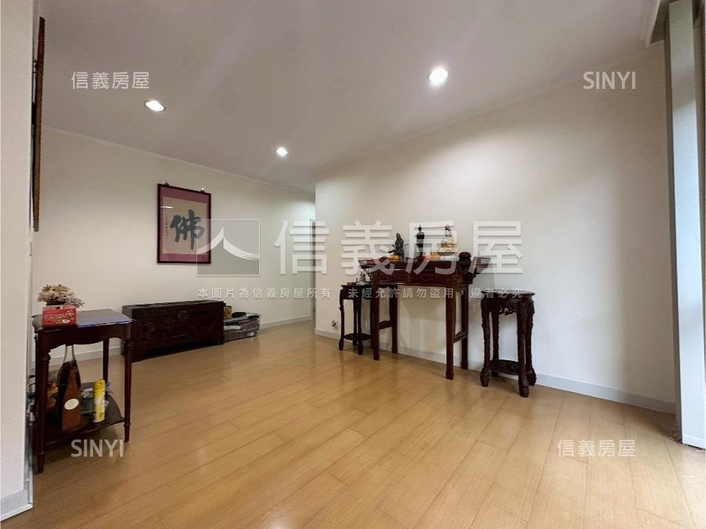 七段住二大別墅房屋室內格局與周邊環境