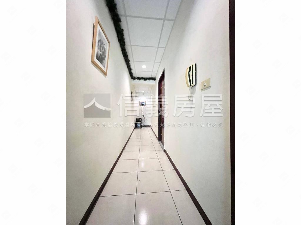 信義邊間隔套房收租頂加房屋室內格局與周邊環境