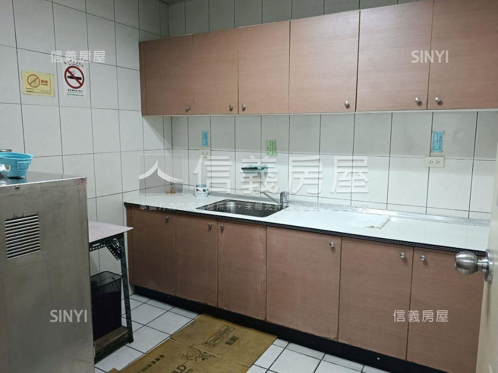 中和Ａ級廠辦二房屋室內格局與周邊環境