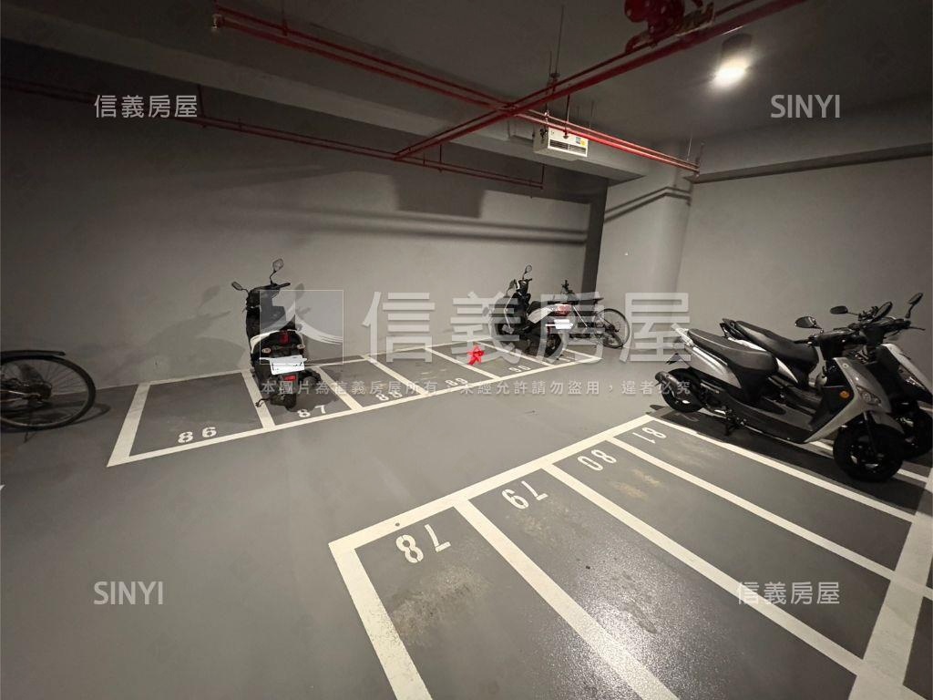 專任邊間心天地三房大車位房屋室內格局與周邊環境