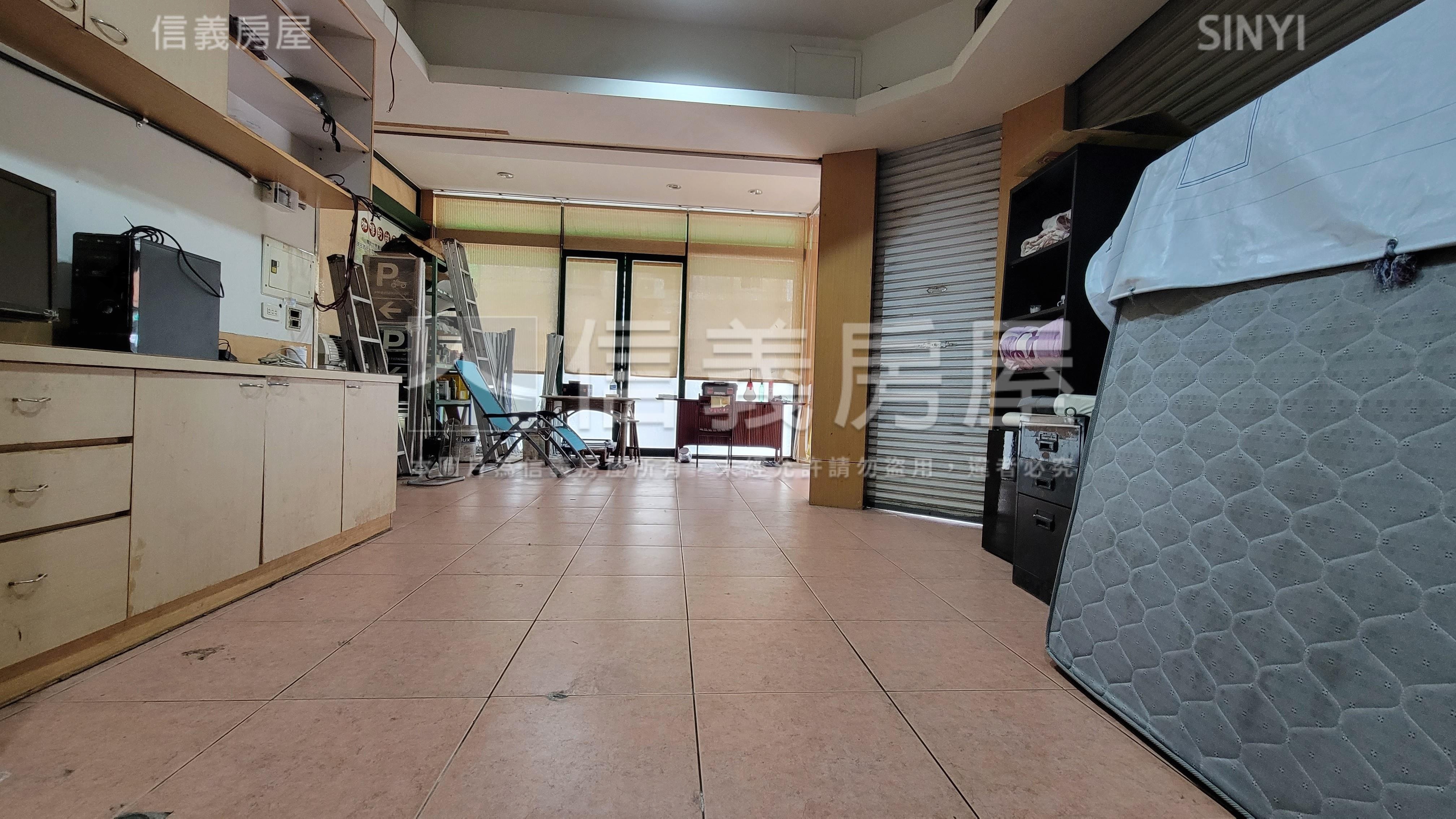 旅順路角間黃金店面房屋室內格局與周邊環境