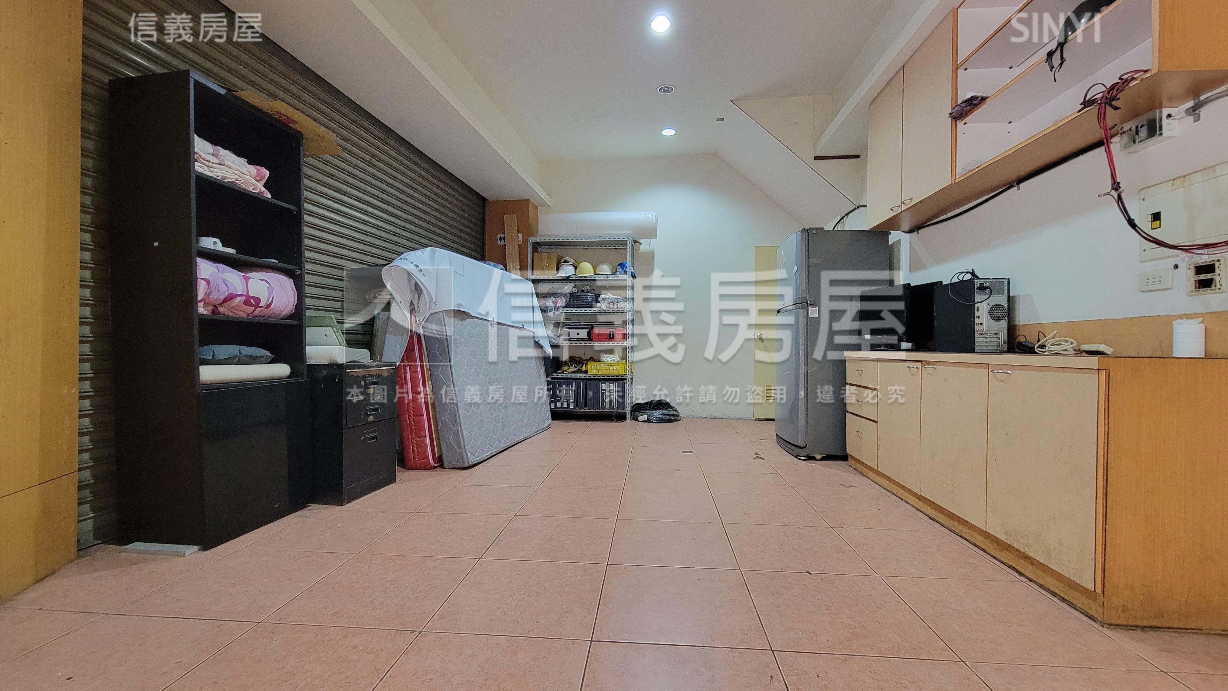 旅順路角間黃金店面房屋室內格局與周邊環境