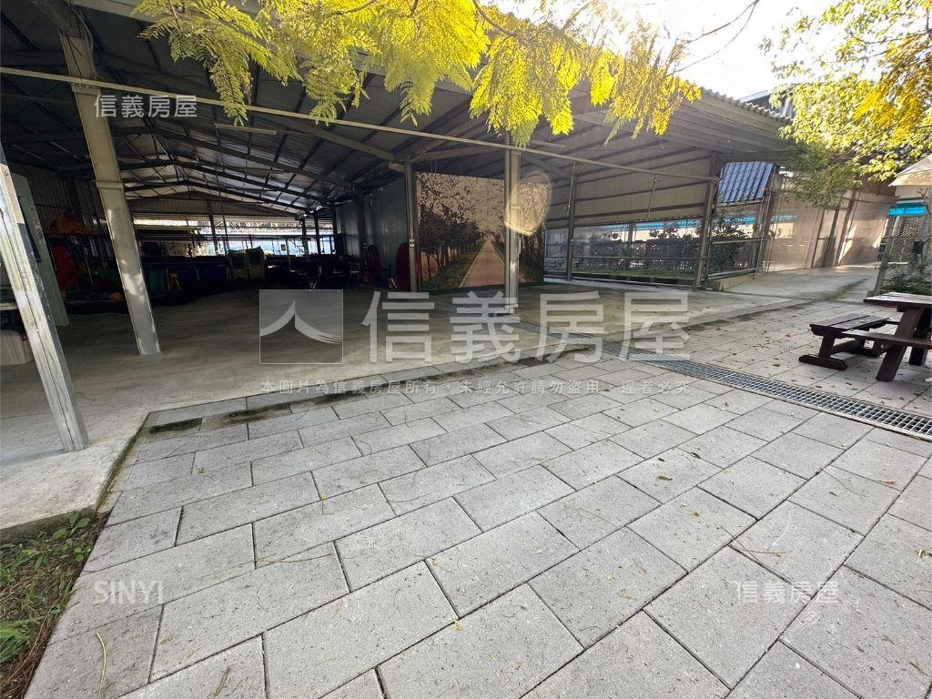 新社方正大土地房屋室內格局與周邊環境