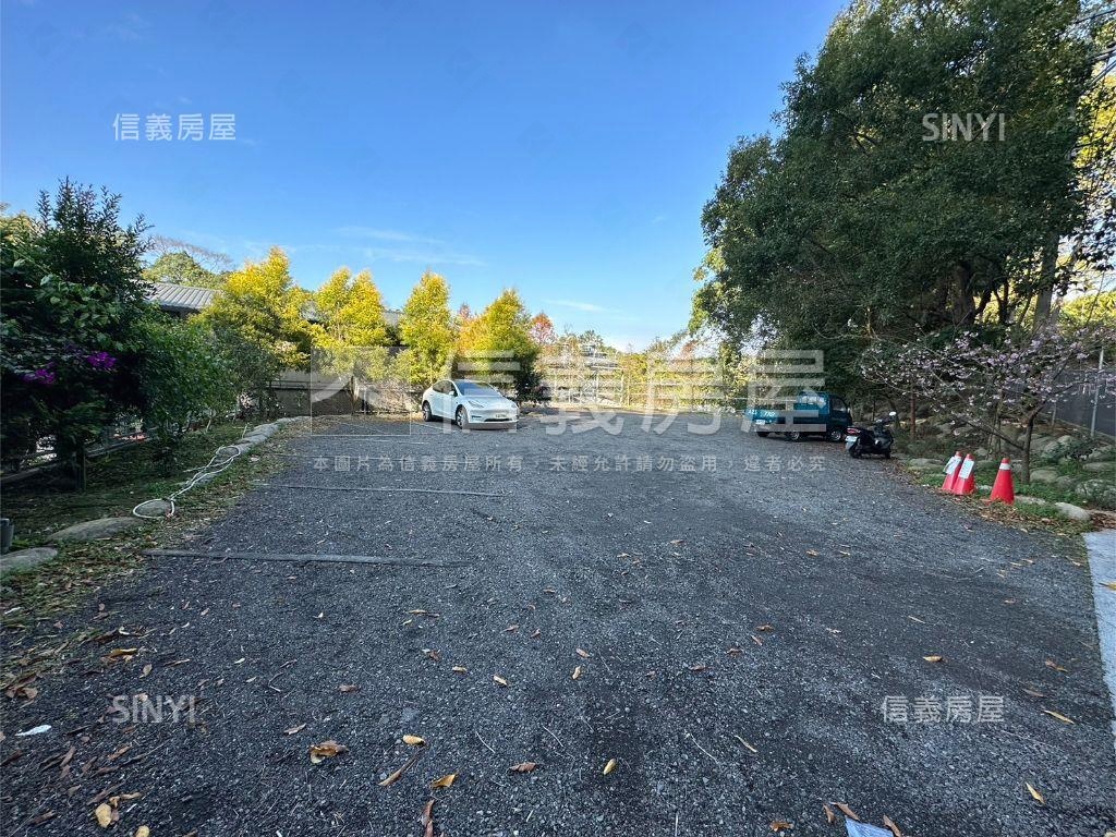 新社方正大土地房屋室內格局與周邊環境