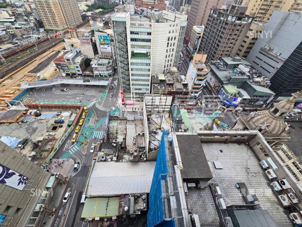 寶麗金美裝潢景觀溫馨套房房屋室內格局與周邊環境