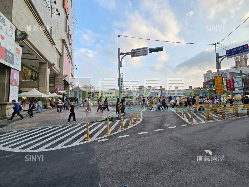 寶麗金美裝潢景觀溫馨套房房屋室內格局與周邊環境