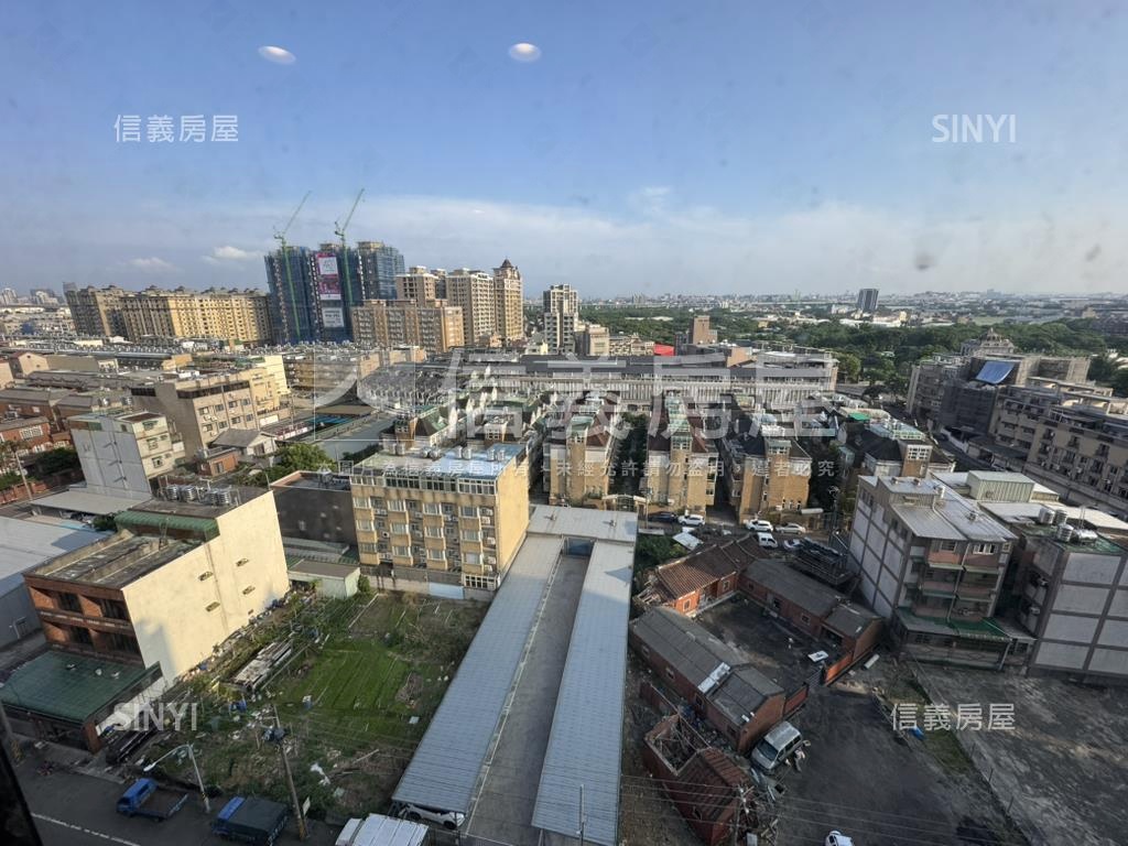 高樓光灑屋內．離塵不離城房屋室內格局與周邊環境