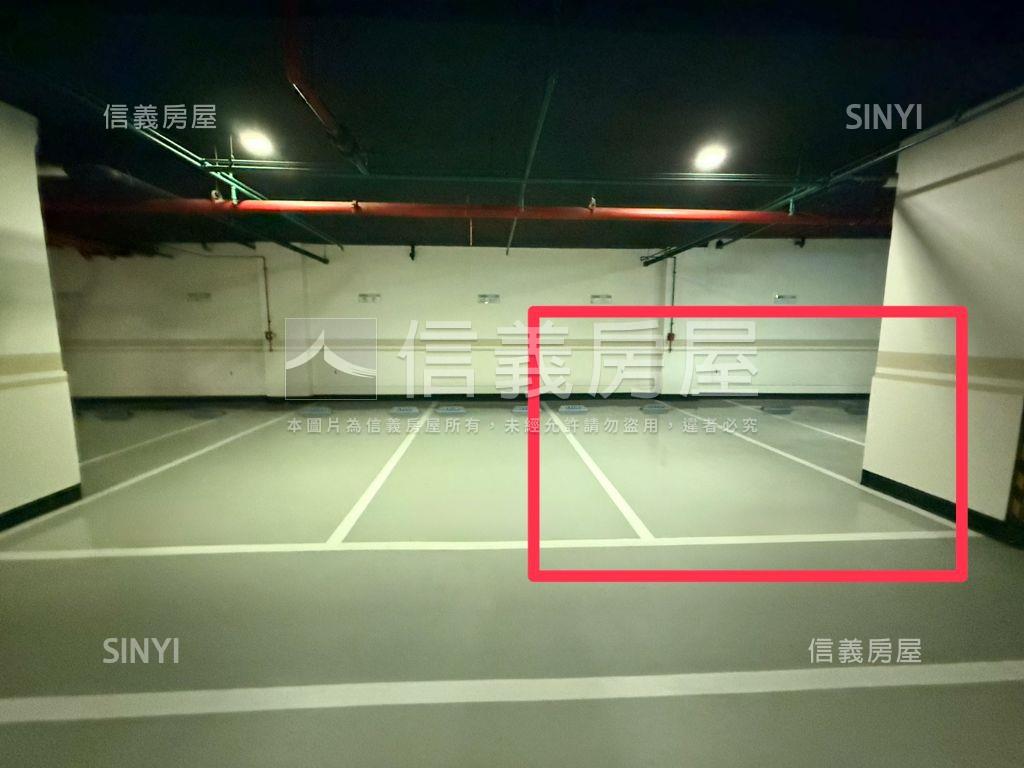 青埔高鐵新森活Ｂ１車位房屋室內格局與周邊環境