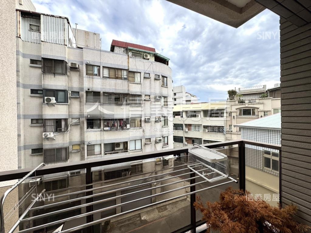 文心加賀溫馨兩房車位房屋室內格局與周邊環境