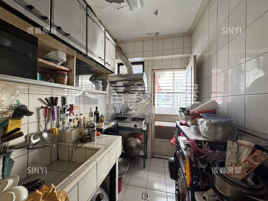 近雙連捷運．公寓兩房房屋室內格局與周邊環境