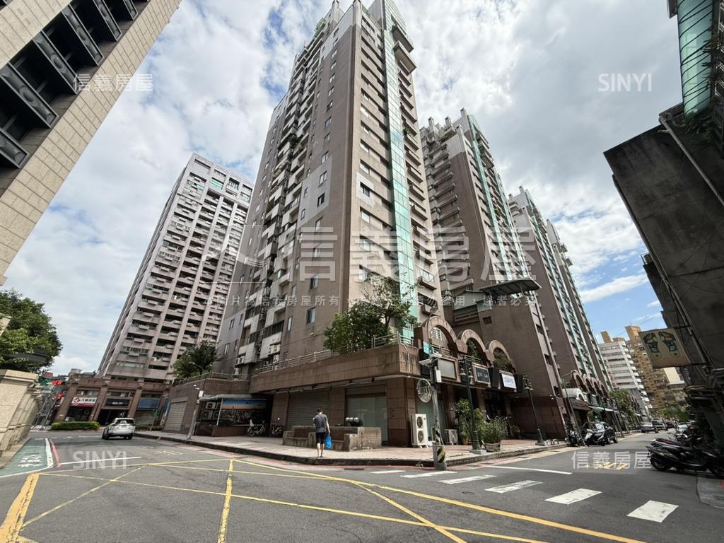 鄰信義計畫區可店可辦房屋室內格局與周邊環境