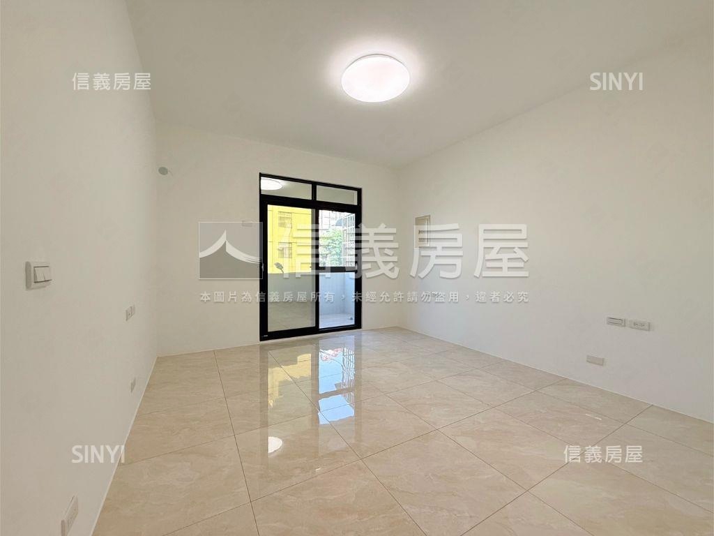 五甲採光好煥新美車庫透天房屋室內格局與周邊環境