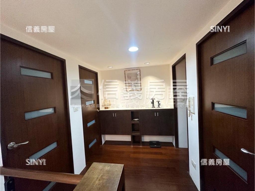 ｛維多利亞｝私藏花園一樓房屋室內格局與周邊環境