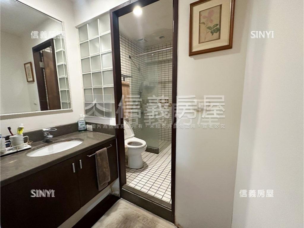 ｛維多利亞｝私藏花園一樓房屋室內格局與周邊環境