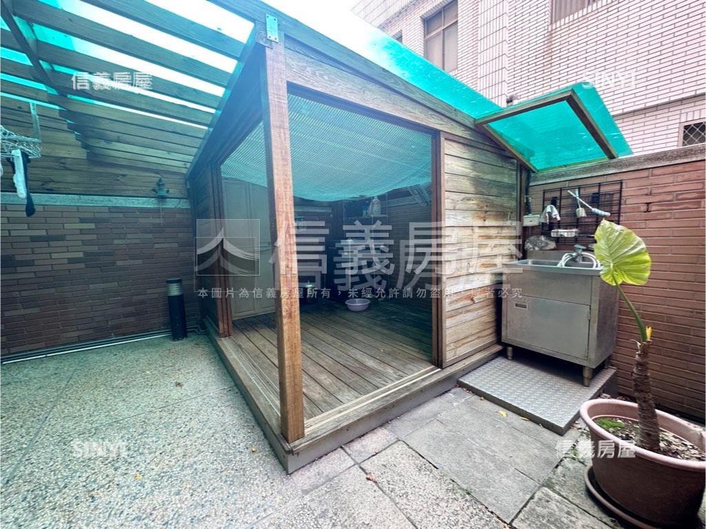 ｛維多利亞｝私藏花園一樓房屋室內格局與周邊環境