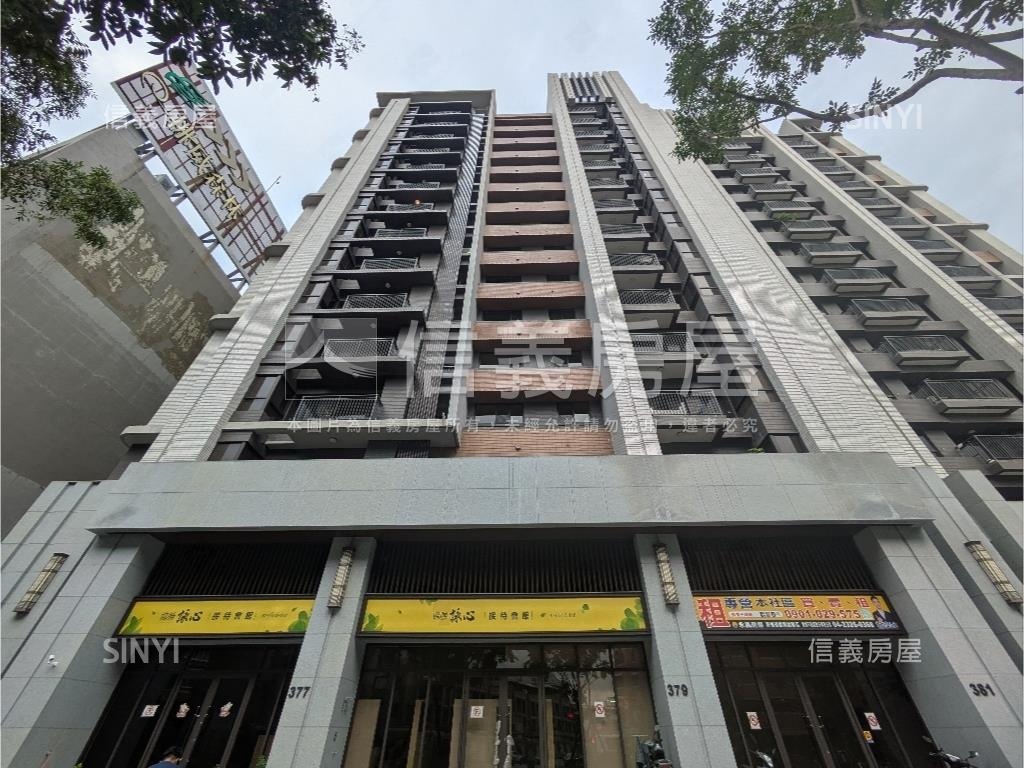 協勝詠心９米寬挑高店面房屋室內格局與周邊環境