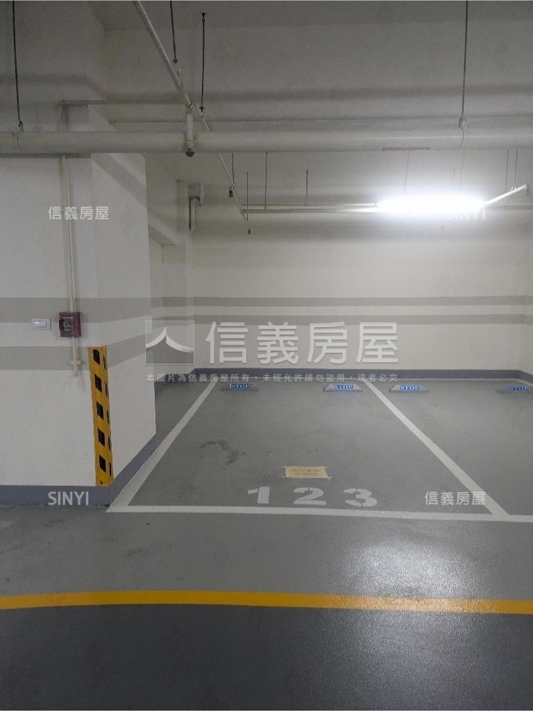 協勝詠心９米寬挑高店面房屋室內格局與周邊環境