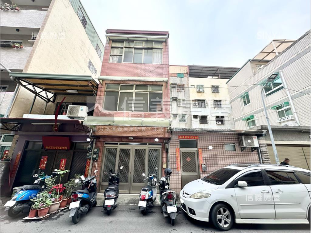 近三塊厝車站面寬透天房屋室內格局與周邊環境