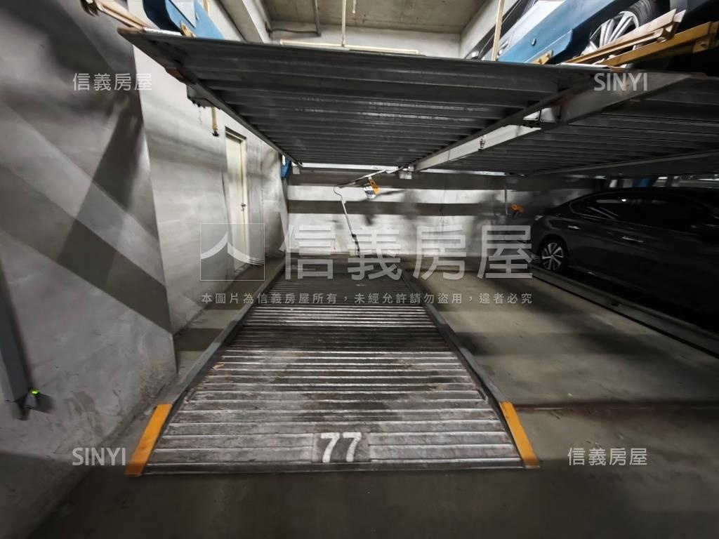 【車位】Ｂ１坡機式７７號房屋室內格局與周邊環境