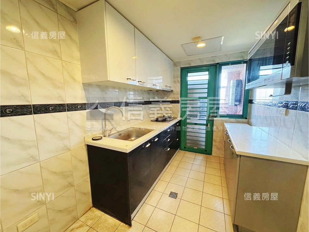 澄清湖美湖畔景觀三房平車房屋室內格局與周邊環境