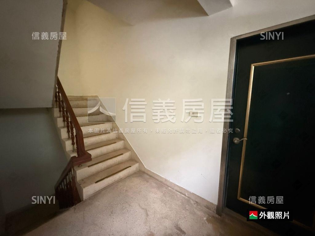 近捷運～秀山二樓極品美寓房屋室內格局與周邊環境