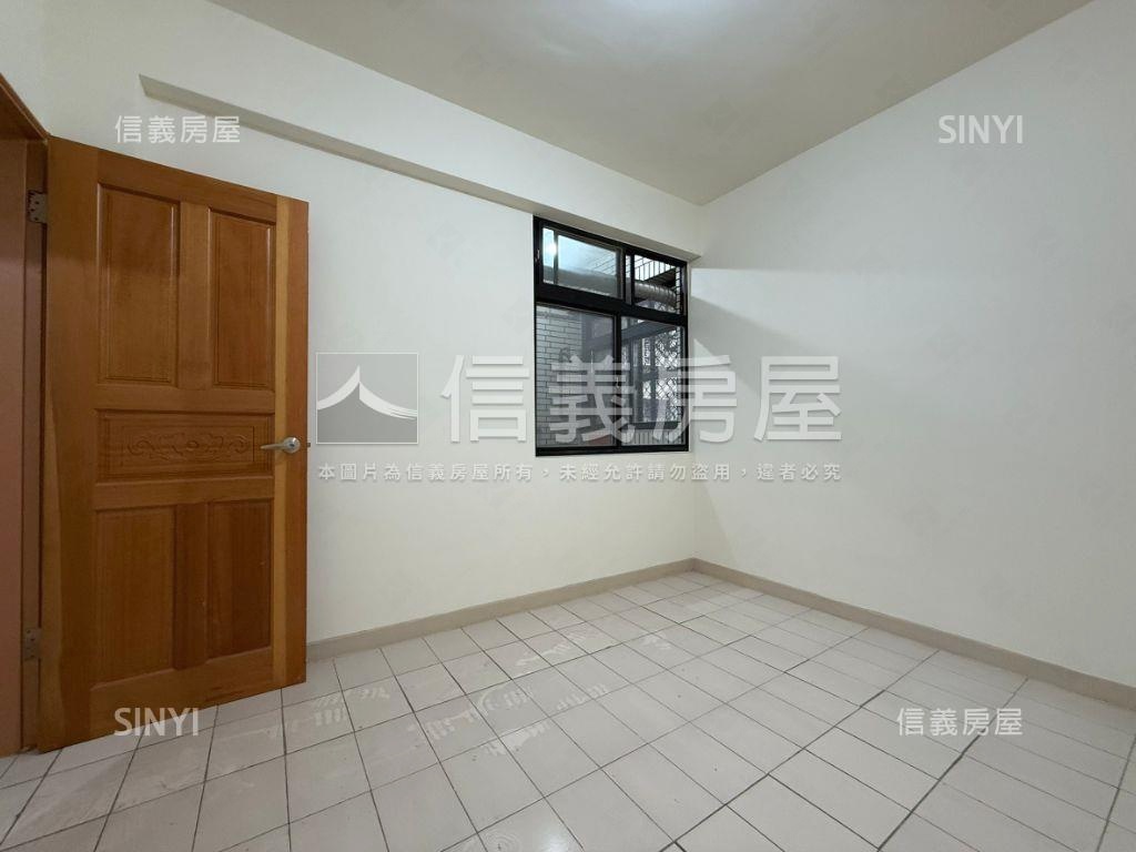 近捷運～秀山二樓極品美寓房屋室內格局與周邊環境