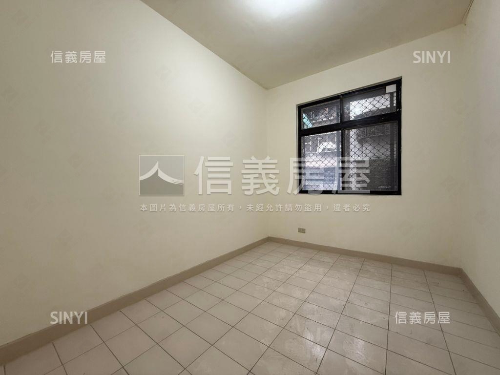 近捷運～秀山二樓極品美寓房屋室內格局與周邊環境