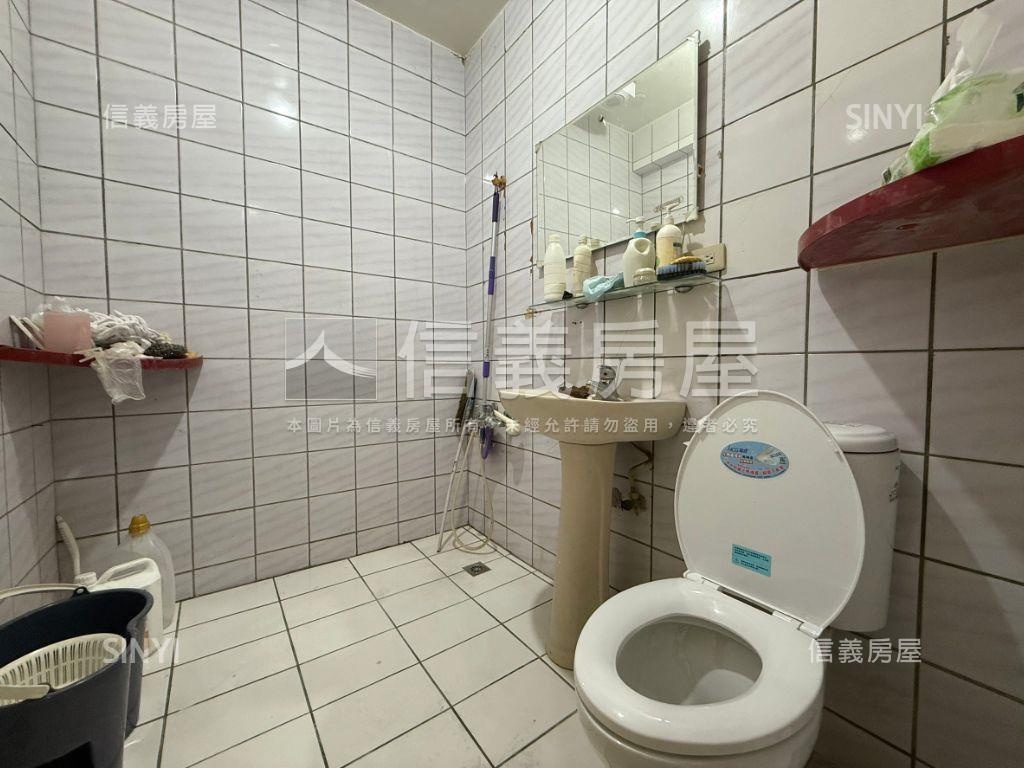 近捷運～秀山二樓極品美寓房屋室內格局與周邊環境