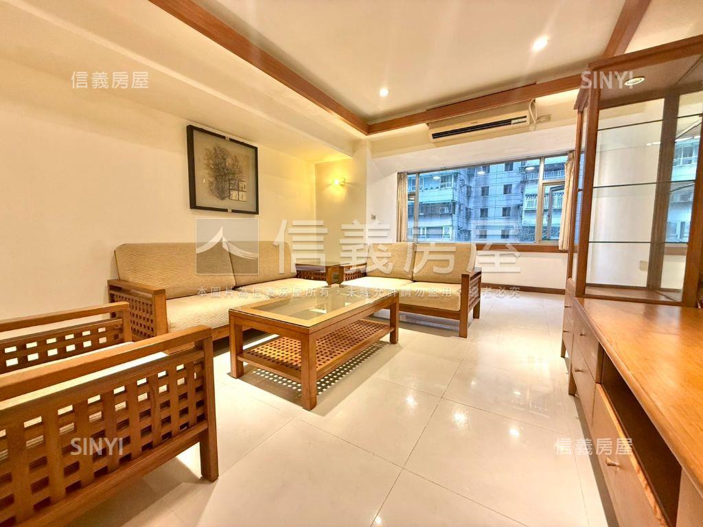 茄苳華城方正三房車位房屋室內格局與周邊環境