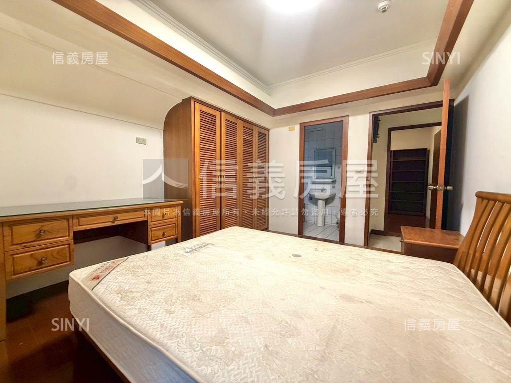 茄苳華城方正三房車位房屋室內格局與周邊環境