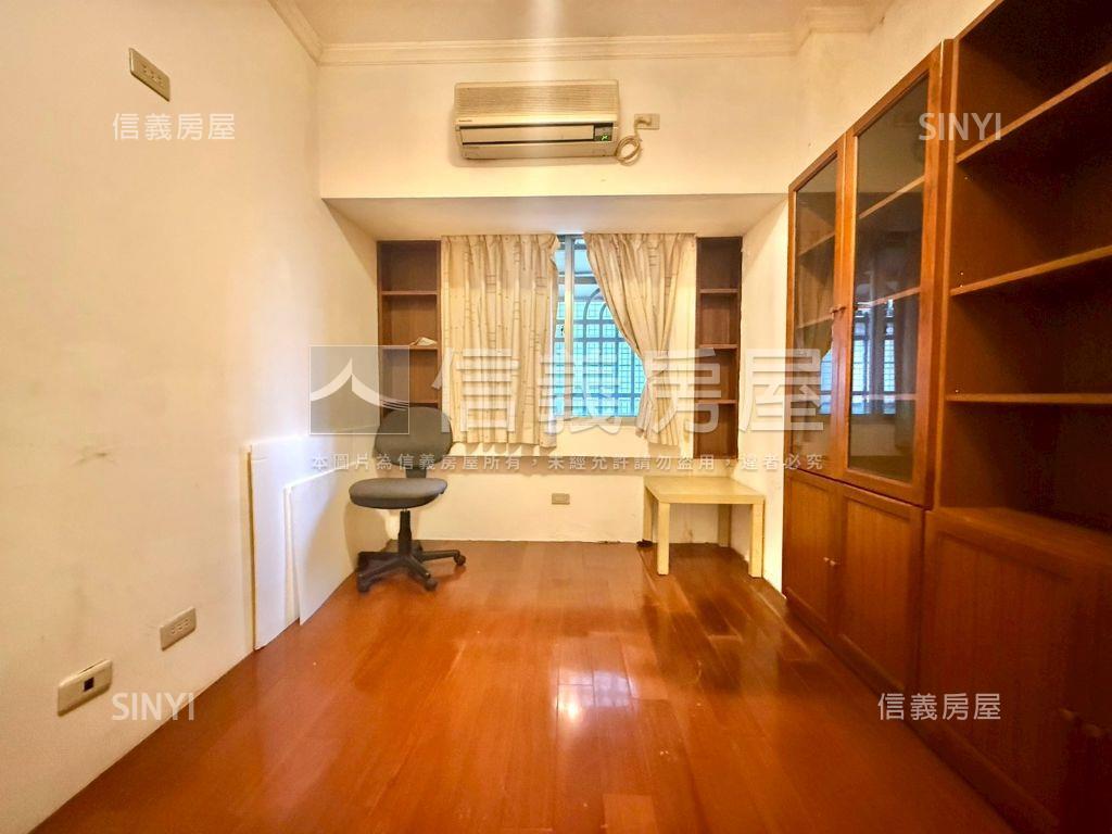 茄苳華城方正三房車位房屋室內格局與周邊環境