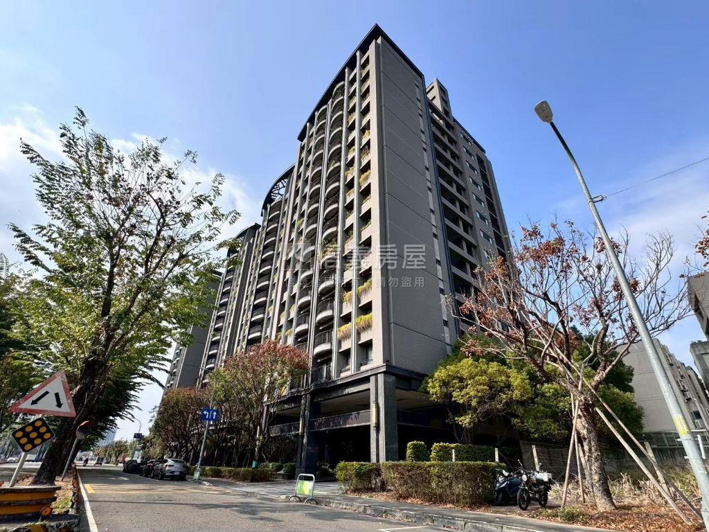 ⭐惠宇原山悠美四房車位⭐房屋室內格局與周邊環境