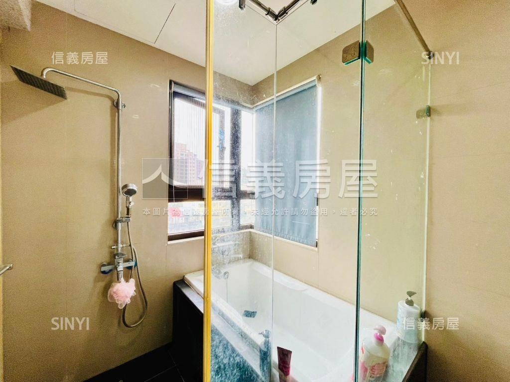 降價案！彩虹城２四房平車房屋室內格局與周邊環境
