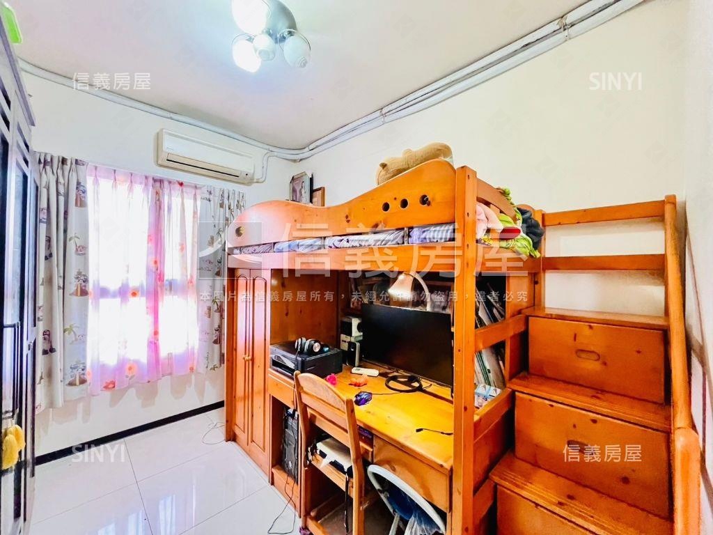 降價案！彩虹城２四房平車房屋室內格局與周邊環境